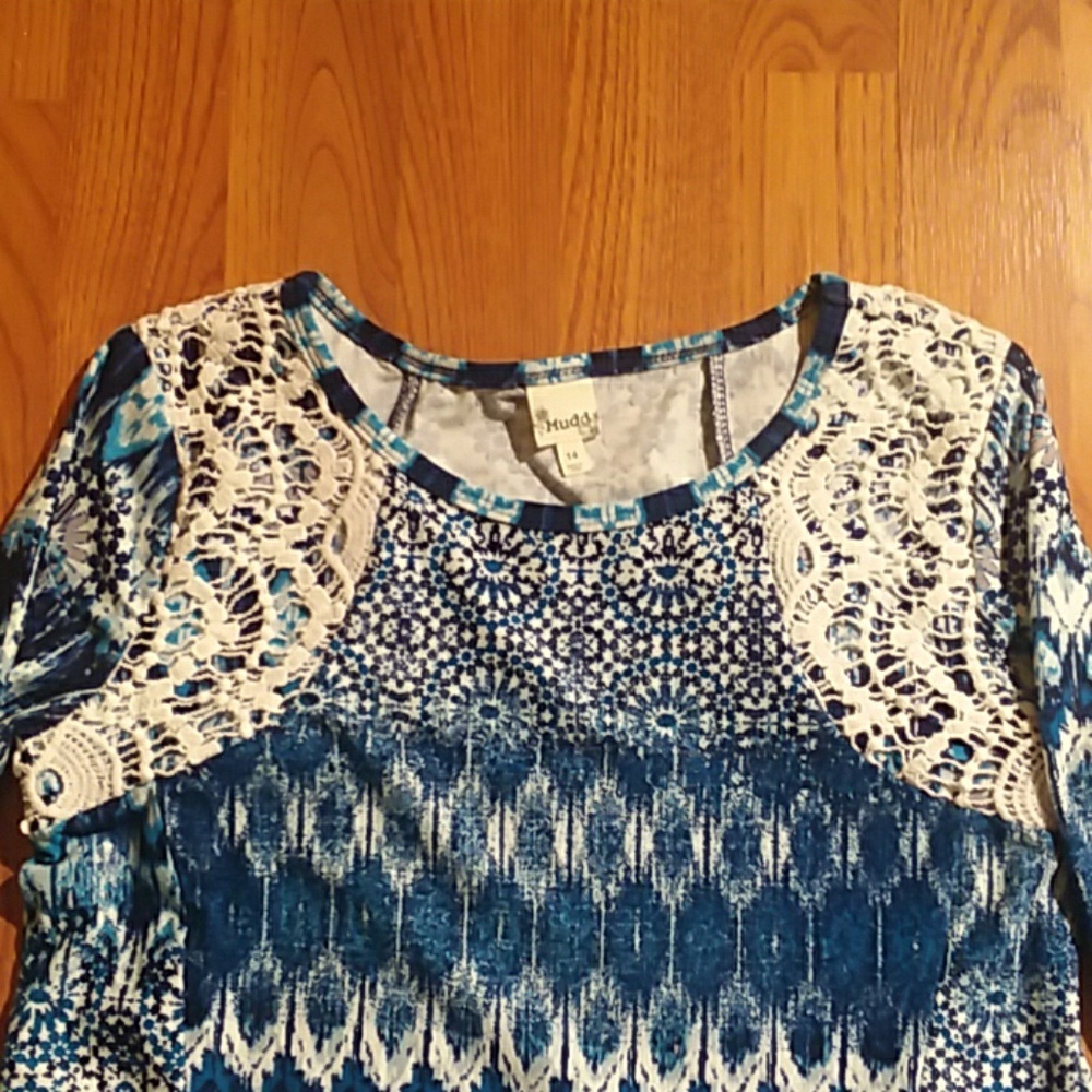 Dress - Picture 2 of 2